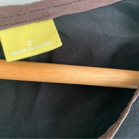 ANTHROPOLOGIE Maeve 100% Silk Tank Top Light Weight Neutral Tone Size 2 - Picture 6 of 10